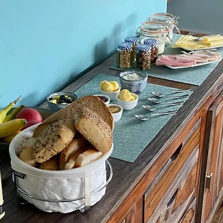 B&B Errigal View And Crafts 3*