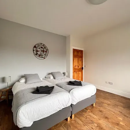 Errigal View And Crafts Fawnaboy Lower