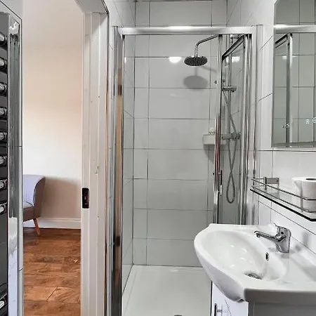 B&B Errigal View And Crafts 3*