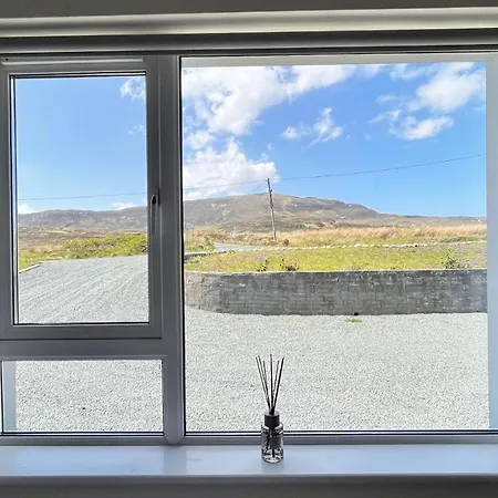 Errigal View And Crafts 3*