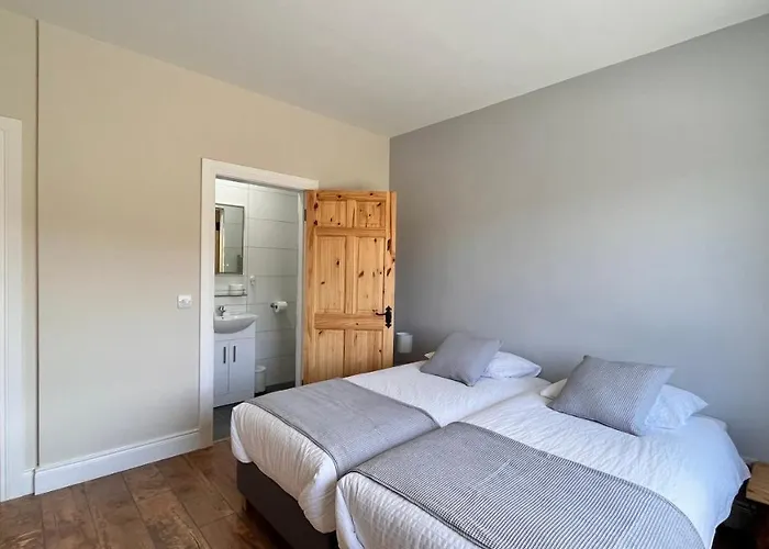 Errigal View And Crafts Bed & Breakfast 3*